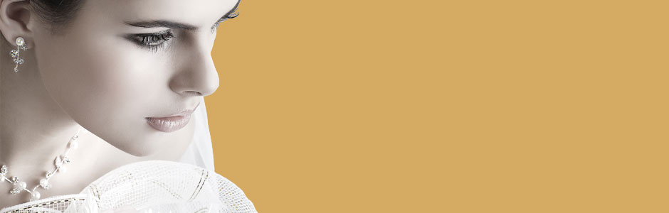 各地のパワースポットを巡るアメジスト